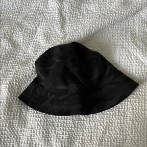 S/M Lululemon bucket hat